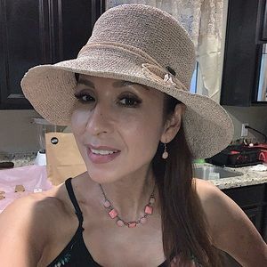 Meet your Posher, Natalie